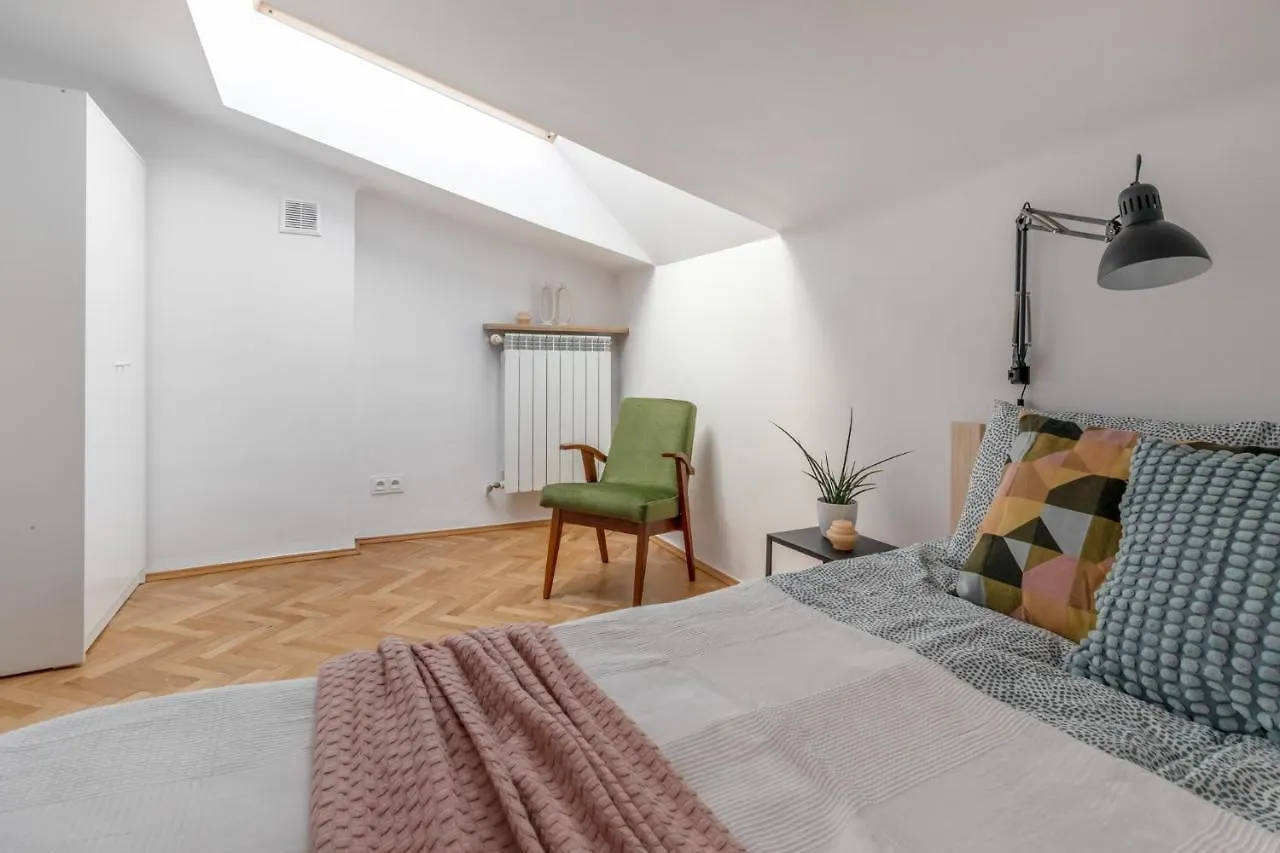 Nap Apartments Franciszkanska Warsaw